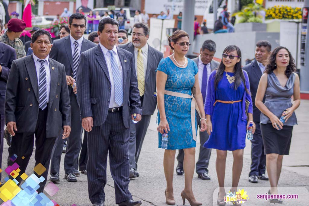 2- Desfile de Carrozas Feria Titular San Juan Sac Concejo Municipal Fernando Bracamonte