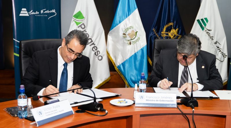 Fundación Carlos F. Novella y el Ministerio de Gobernación firman convenio de cooperación
